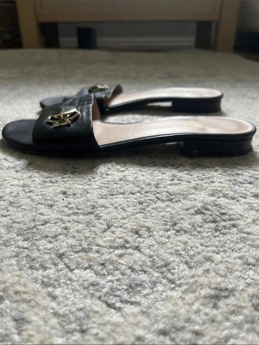 kate spade Black Leather Slide Sandals with Silver Logo size 8 1/2